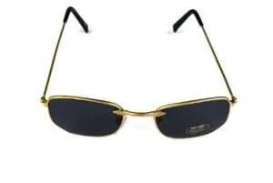 Solglasögon Mattguld med snygg detalj