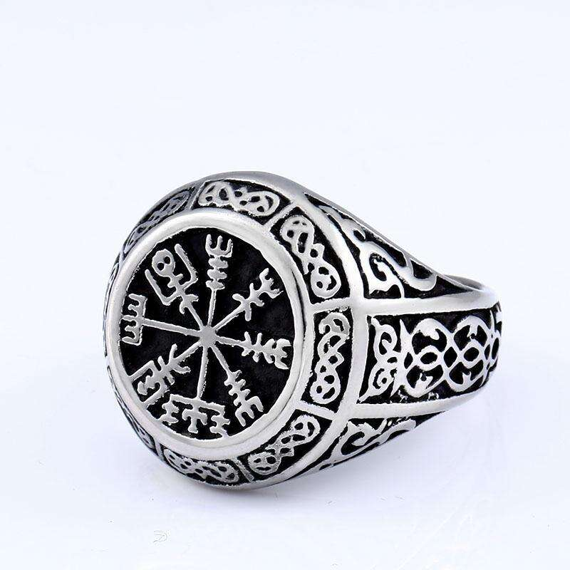 Ring - Nordisk mytologi - Klackring med Vegvisir