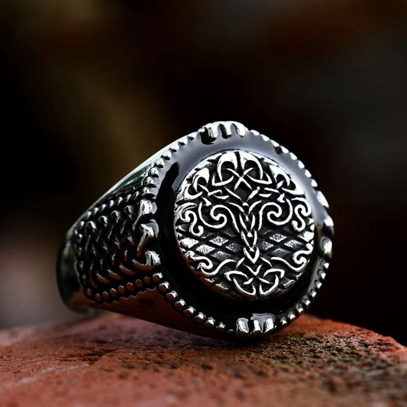 Ring - Nordisk Mytologi - Klackring med Yggdrasil