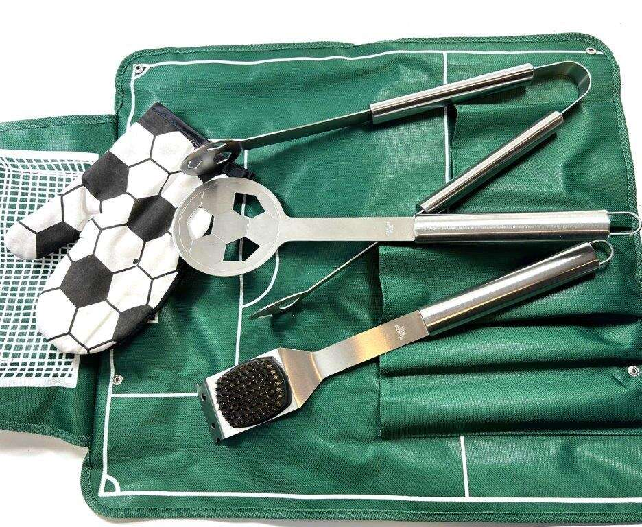 Grillset med fotbollstema 5 delar