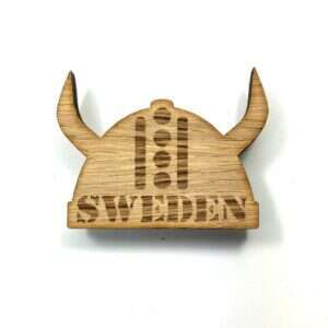 Magnet i trä - Vikingahjälm Sweden