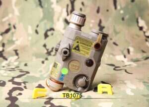 FMA AN/PEQ15 LA5-C UHP Version (LED Flashlight, Green / IR Laser) - Tan