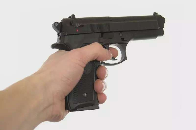 M92 green-gas pistol replica