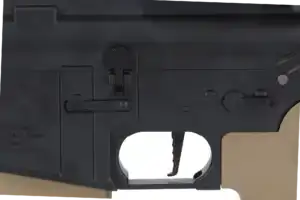 Specna Arms RRA SA-E17 EDGE™ HAL 2 Light Ops Stock Gen. 2 Half-Tan airsoft Carbine
