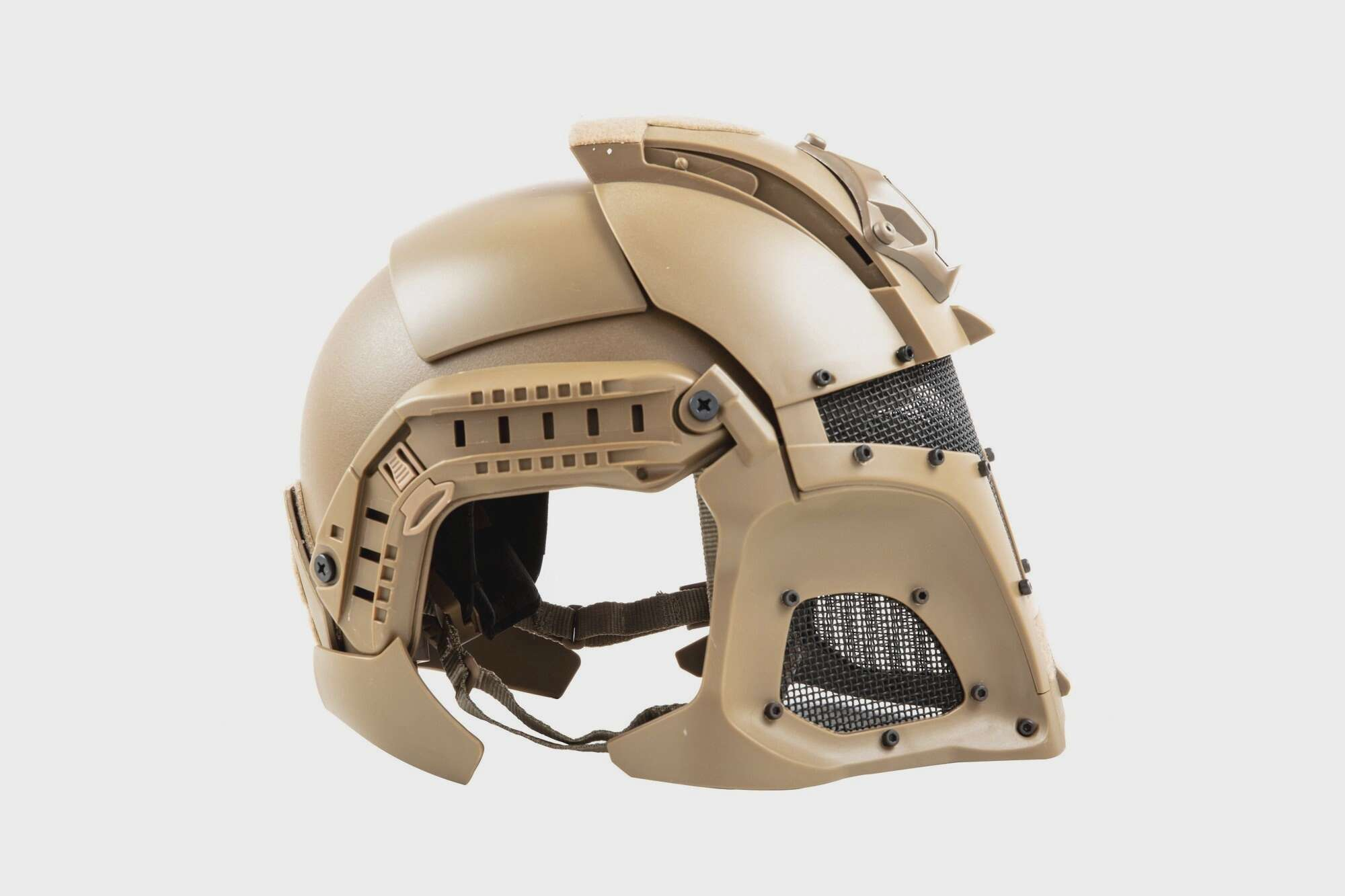 Warrior helmet replica - tan