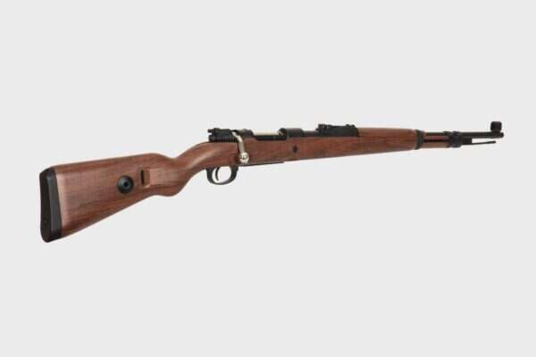 Kar98k airsoft rifle (Green Gas) - polymer version