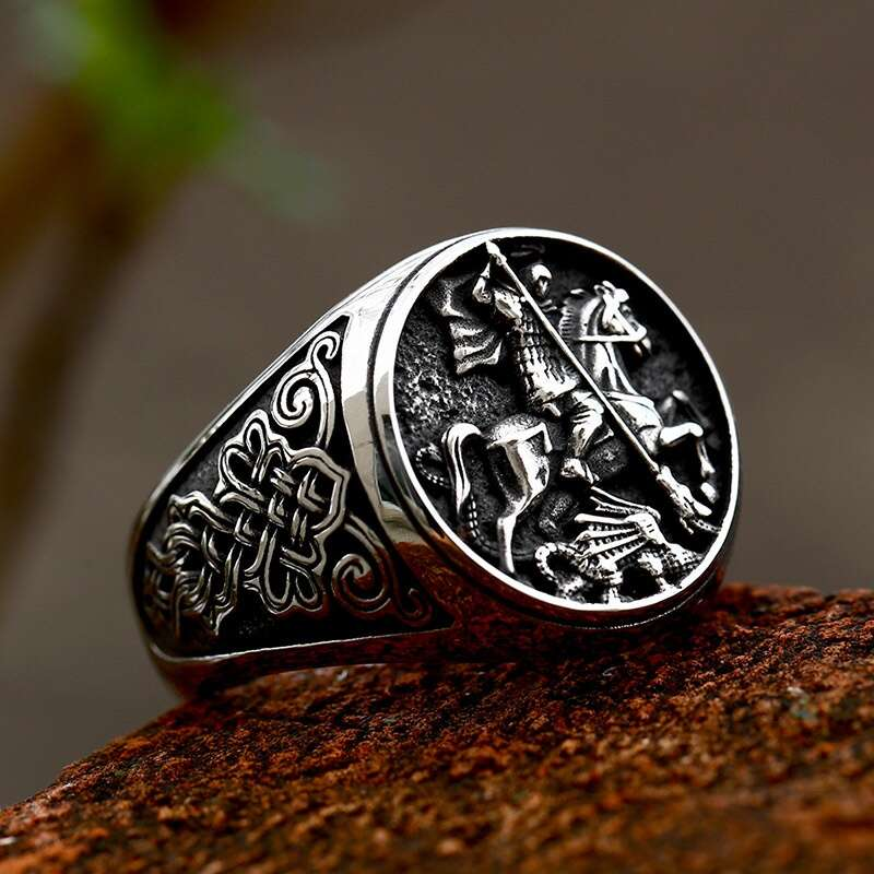 Ring - Nordisk Mytologi - Sigurd som dödar draken