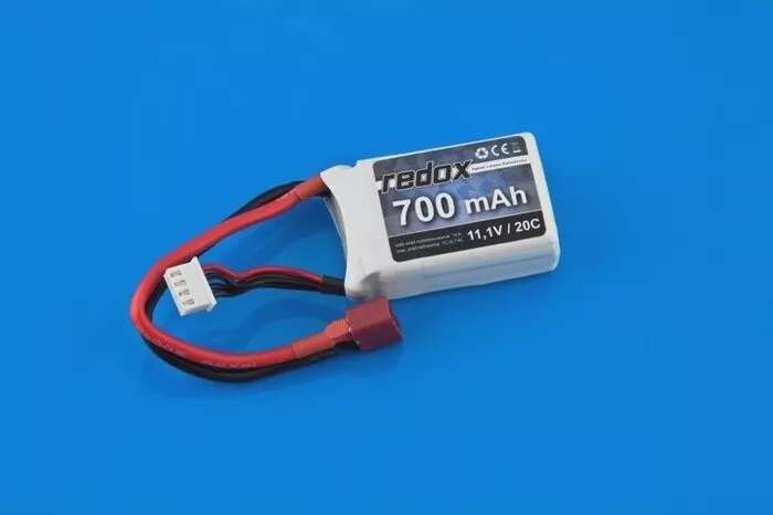 700 mAh 11.1V 20C LiPo battery