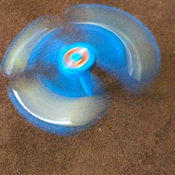 Fidget Spinner & dreidel kombination ljusblå