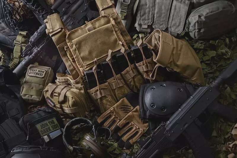 Small MOLLE Rip-Away Medical Pouch - Black