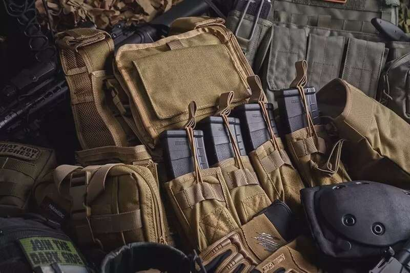 Admin pouch - tan