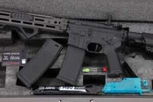 Specna Arms Daniel Defense® RIS III 12.5'' SA-E28 EDGE™ HAL 2™ ETU Gen. 2 Chaos Grey airsoft Carbine