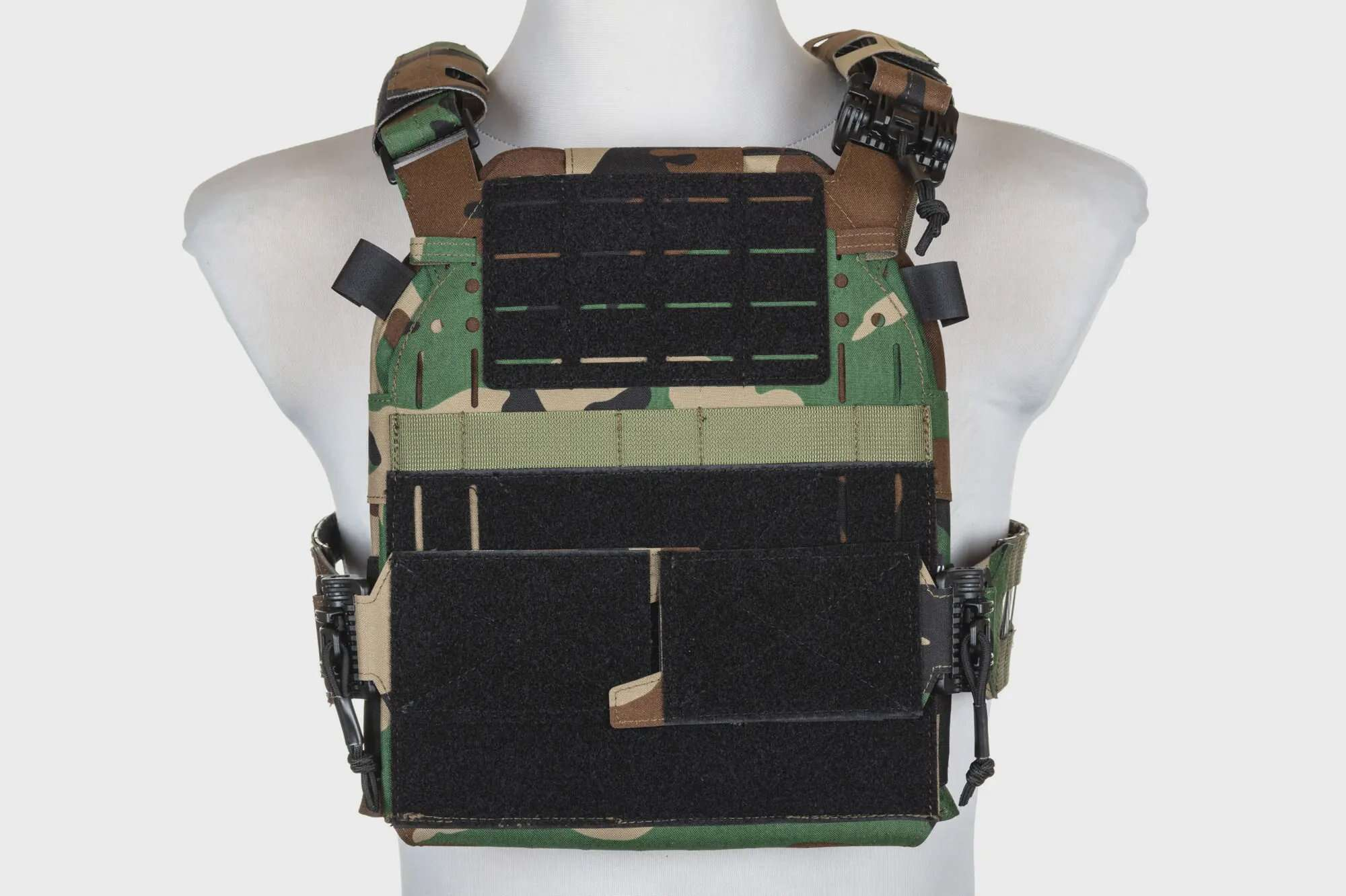 Specna Arms Tactical QR III Woodland Plate Carrier Vest