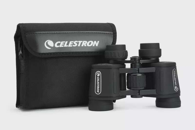 Celestron Up Close G2 7x35 Binoculars (box)