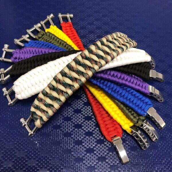 Armband av Paracord - Desert camo