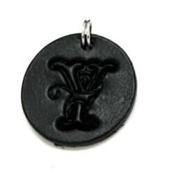 Handmade pendant from swedish quality leather