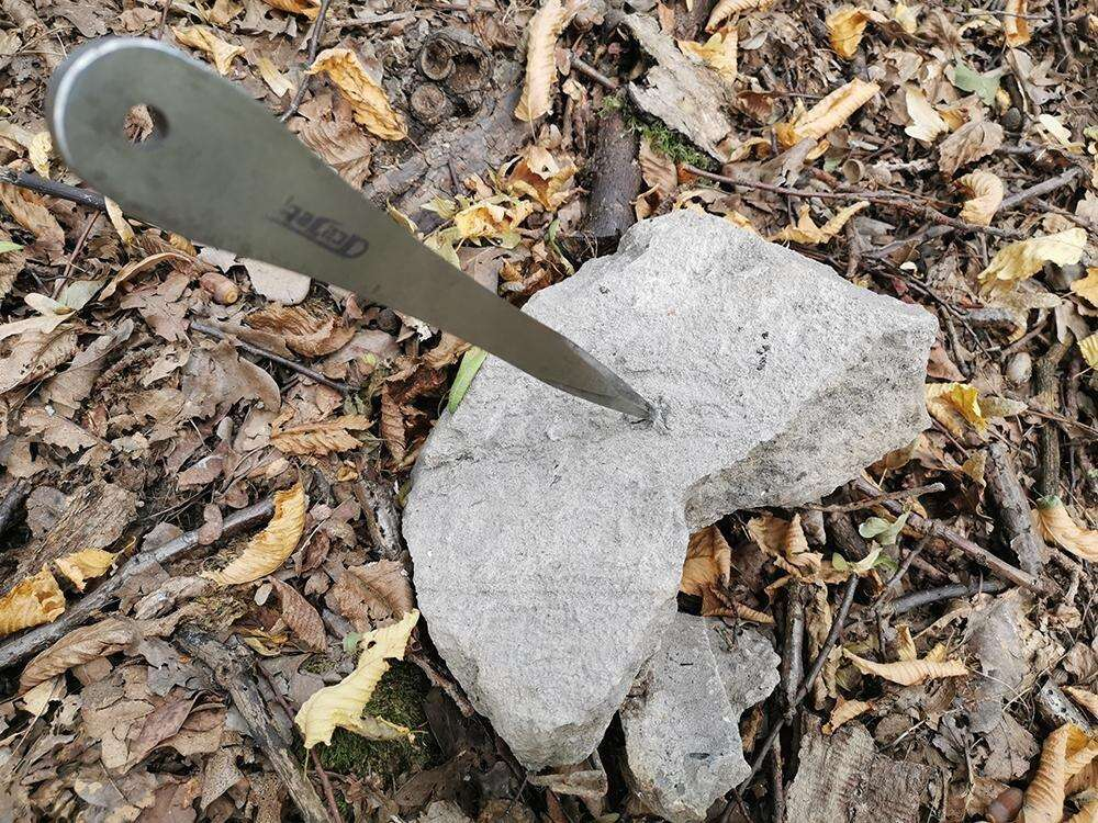 ACEJET - Stinger - THROWING KNIFES - SET OF 3 KNIVES - BY ADAM CELADIN 6 ACEJET - Stinger - THROWING KNIFES - SET OF 3 KNIVES - BY ADAM CELADIN