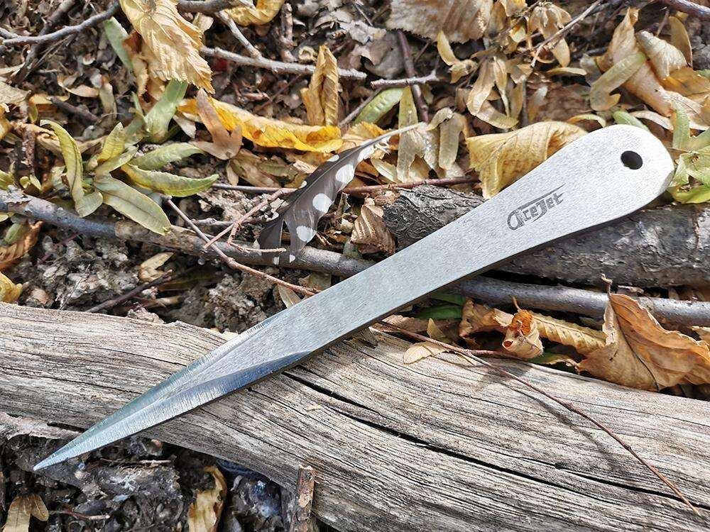 ACEJET - Stinger - THROWING KNIFES - SET OF 3 KNIVES - BY ADAM CELADIN 5 ACEJET - Stinger - THROWING KNIFES - SET OF 3 KNIVES - BY ADAM CELADIN