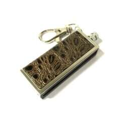 Dolphin - Different oil lighter