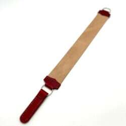 Handmade strigel / strap of Swedish leather from Tärnsjö - red
