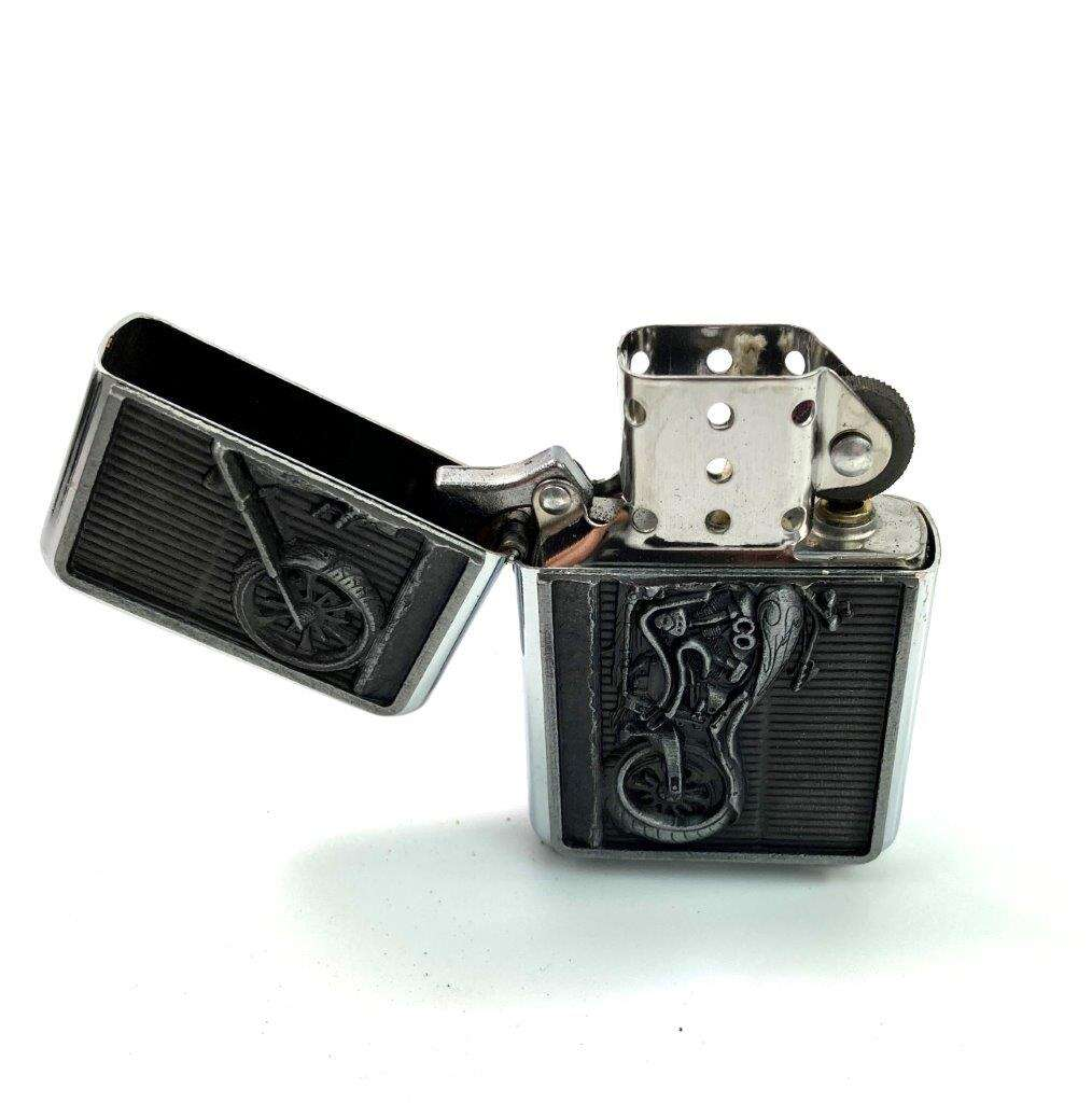 Gasoline / Oil Lighter - Gentelo - Motorbike 4 Gasoline / Oil Lighter - Gentelo - Motorbike